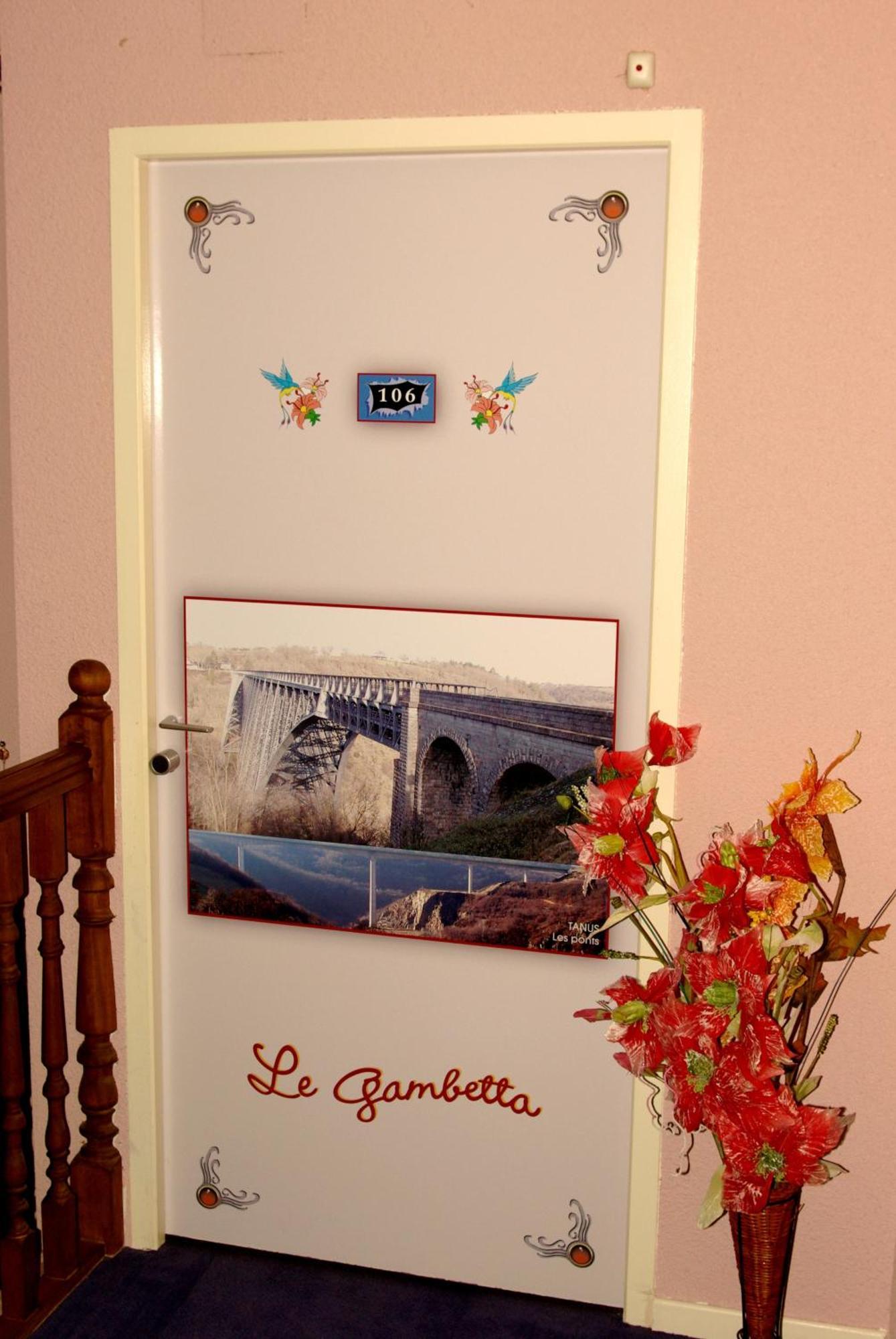 Hotel Le Gambetta Carmaux Екстериор снимка