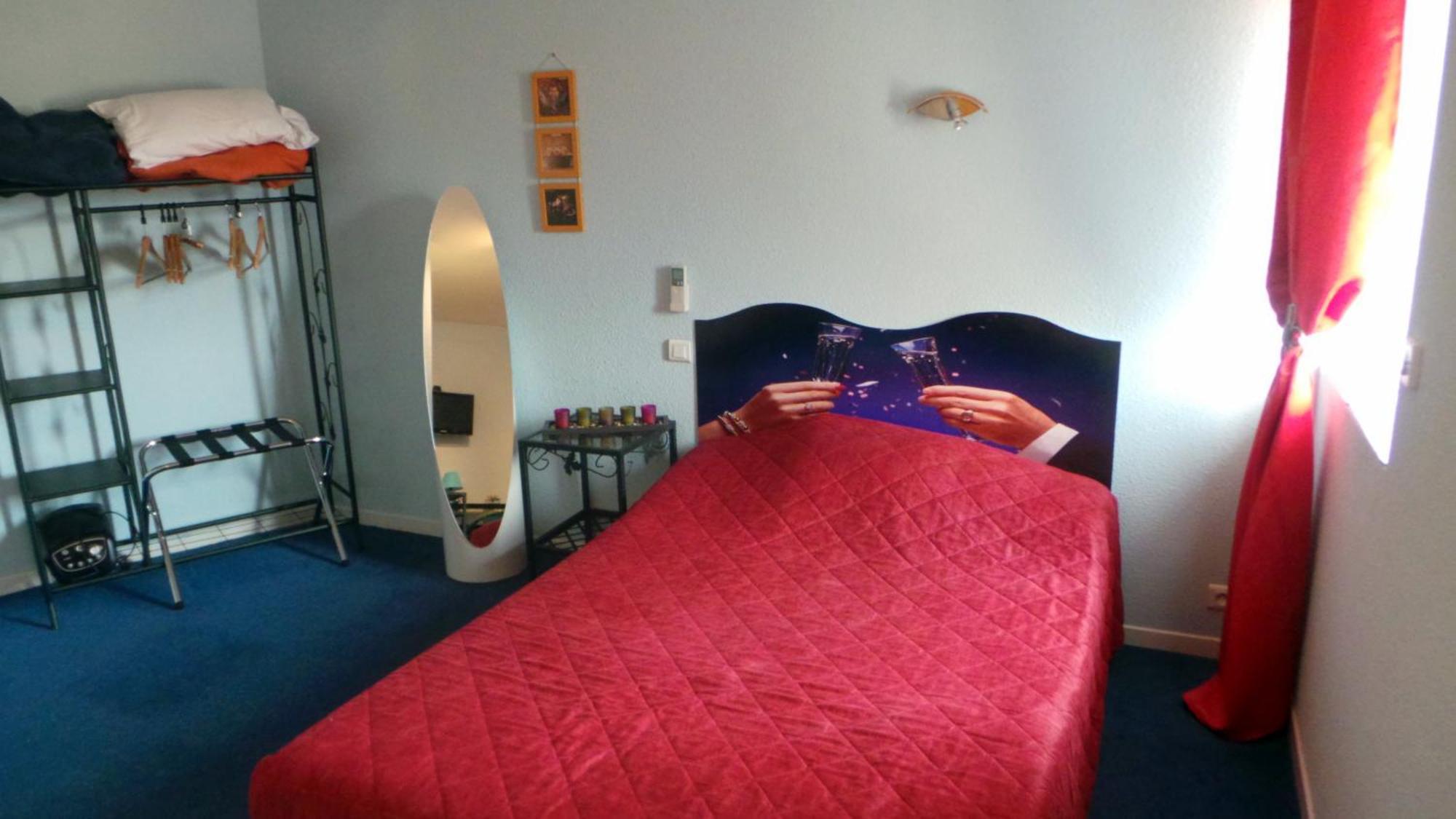 Hotel Le Gambetta Carmaux Стая снимка