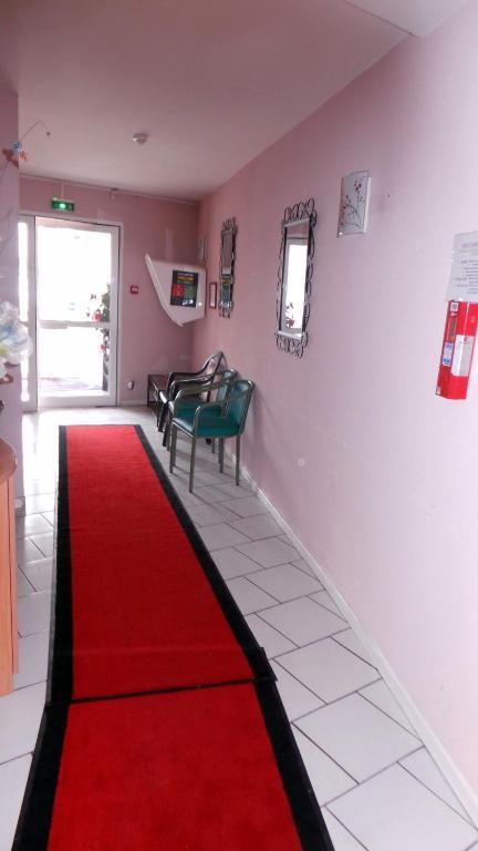 Hotel Le Gambetta Carmaux Екстериор снимка